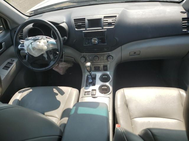 Photo 8 from auction – 2012 TOYOTA HIGHLANDER with VIN 5TDBK3EH5CS132532