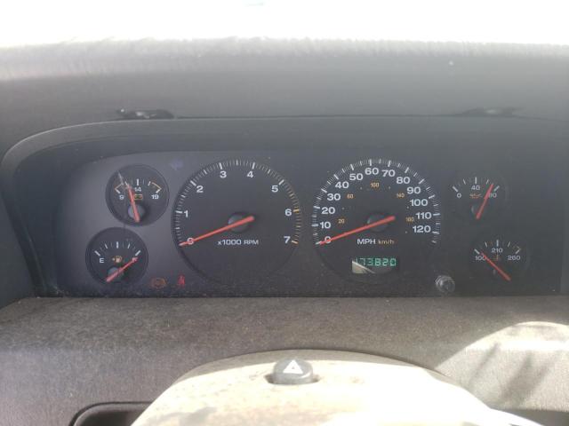 Photo 9 from auction – 2000 JEEP GRAND CHER with VIN 1J4GW48N2YC174791