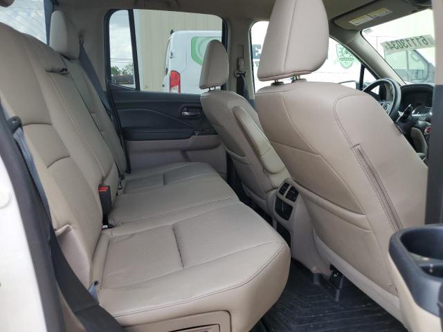 Photo 10 from auction – 2017 HONDA RIDGELINE with VIN 5FPYK2F64HB005713