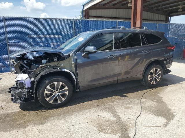 TOYOTA HIGHLANDER 2021 with VIN 5TDGZRAH3MS034076 - Photo from auction