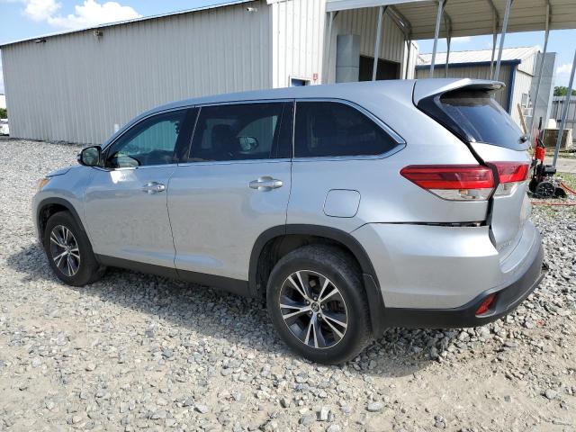 Photo 2 from auction – 2019 TOYOTA HIGHLANDER with VIN 5TDBZRFH9KS999976