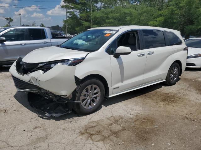 Photo 1 from auction – 2021 TOYOTA SIENNA XLE with VIN 5TDYRKEC8MS057637