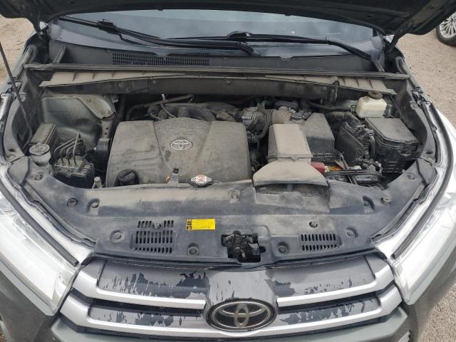 Foto 12 de la subasta – 2018 TOYOTA HIGHLANDER con VIN 5TDJZRFH4JS909045