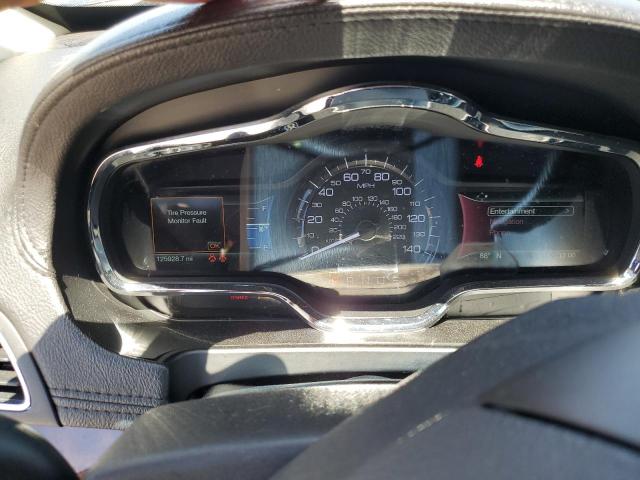 Photo 9 from auction – 2019 LINCOLN MKT with VIN 2LMHJ5ATXKBL01687