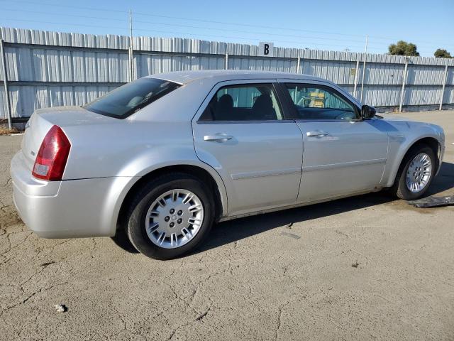 Photo 3 from auction – 2005 CHRYSLER 300 with VIN 2C3JA43RX5H600406