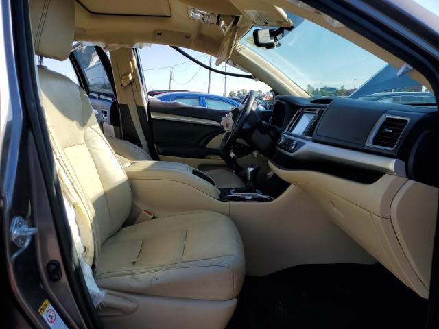 Photo 7 from auction – 2015 TOYOTA HIGHLANDER with VIN 5TDKKRFH4FS041872