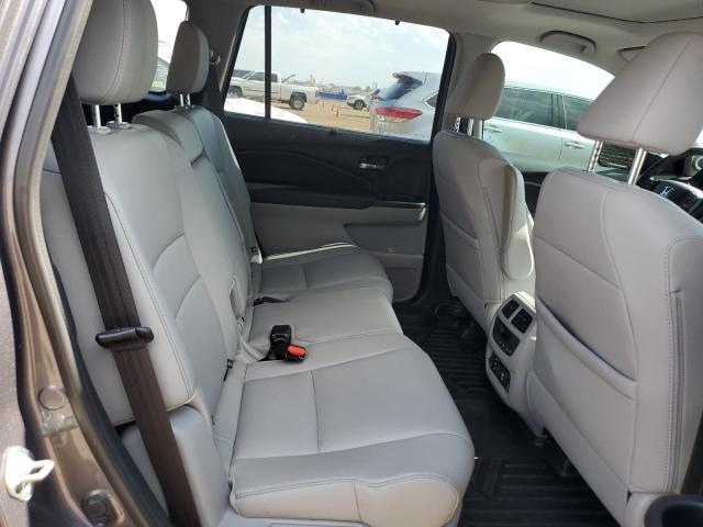 Photo 11 from auction – 2018 HONDA PILOT TOUR with VIN 5FNYF6H96JB069558