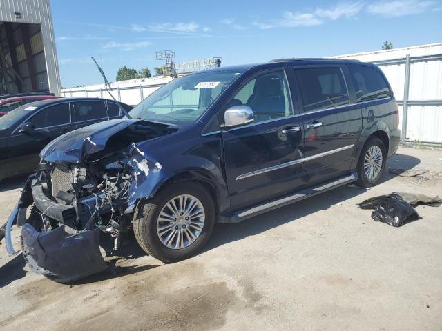 CHRYSLER TOWN & COU 2015 with VIN 2C4RC1CG0FR656016 - Photo from auction
