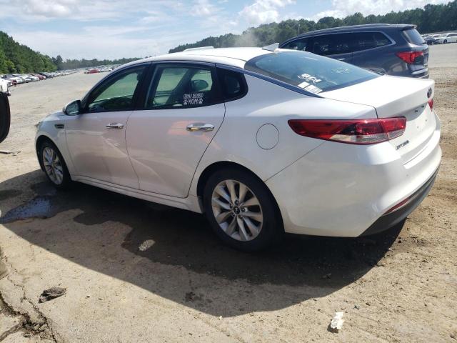 Photo 2 from auction – 2017 KIA OPTIMA LX with VIN 5XXGT4L35HG133608