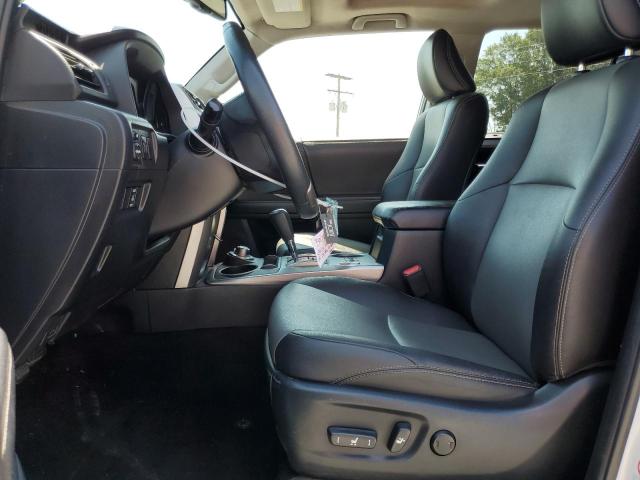 Photo 7 from auction – 2018 TOYOTA 4RUNNER SR with VIN JTEBU5JR9J5541880