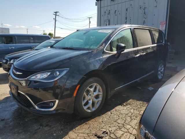 CHRYSLER PACIFICA T 2017 with VIN 2C4RC1BG9HR820965 - Photo from auction