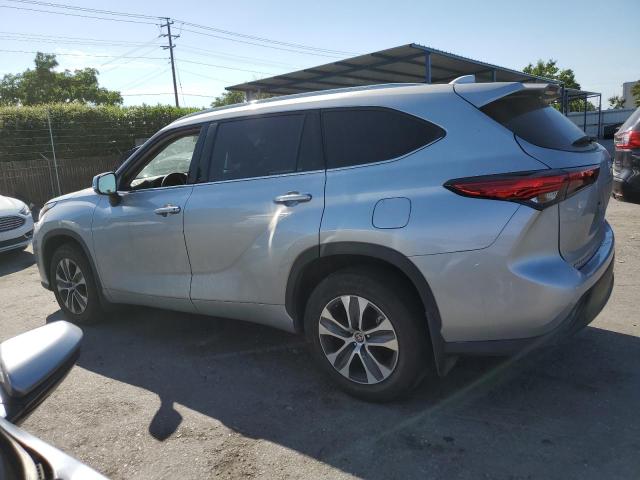 Photo 2 from auction – 2022 TOYOTA HIGHLANDER with VIN 5TDGZRBH2NS242174