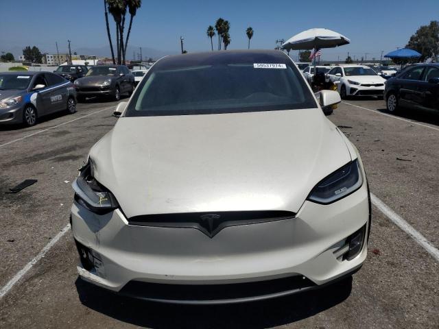 Photo 5 from auction – 2016 TESLA MODEL X with VIN 5YJXCDE45GF026484