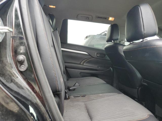 Photo 11 from auction – 2016 TOYOTA HIGHLANDER with VIN 5TDBKRFH5GS307224