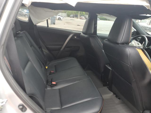 Photo 11 from auction – 2016 TOYOTA RAV4 SE with VIN 2T3NFREV5GW300944
