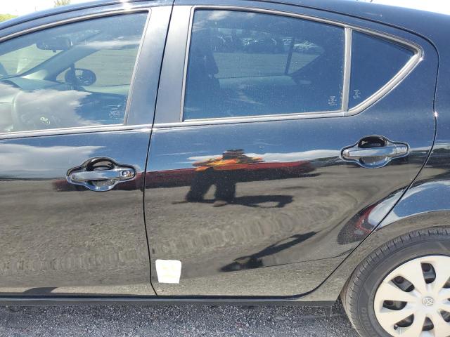 Photo 12 from auction – 2014 TOYOTA PRIUS C with VIN JTDKDTB37E1067623
