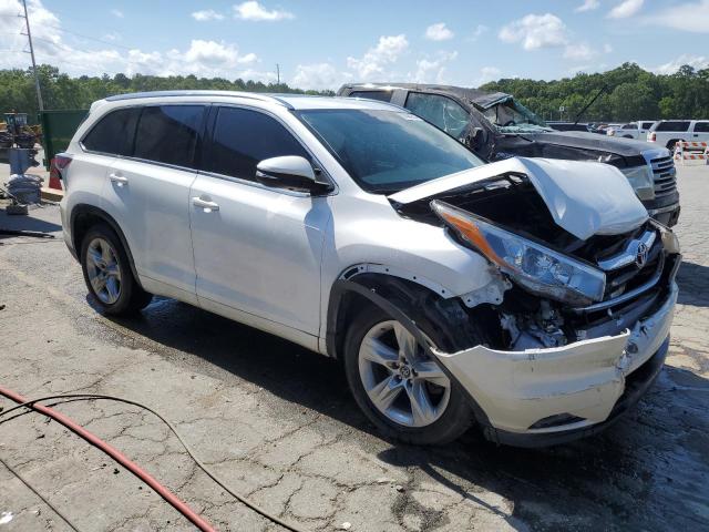 Photo 4 from auction – 2016 TOYOTA HIGHLANDER with VIN 5TDYKRFH8GS157829