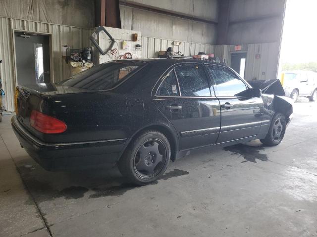 Photo 3 from auction – 1999 MERCEDES-BENZ E 320 with VIN WDBJF65HXXA856770