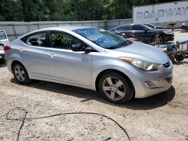 Photo 4 from auction – 2012 HYUNDAI ELANTRA GL with VIN 5NPDH4AE4CH102176