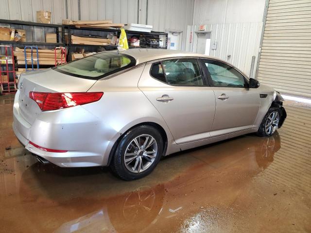Photo 3 from auction – 2011 KIA OPTIMA LX with VIN KNAGM4A7XB5117500