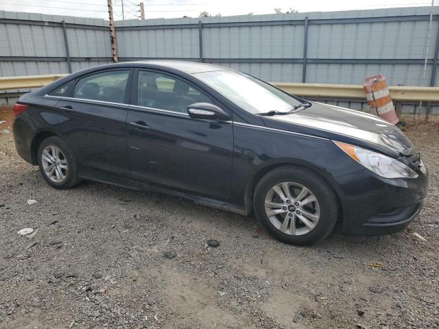 Photo 4 from auction – 2014 HYUNDAI SONATA GLS with VIN 5NPEB4AC9EH946589