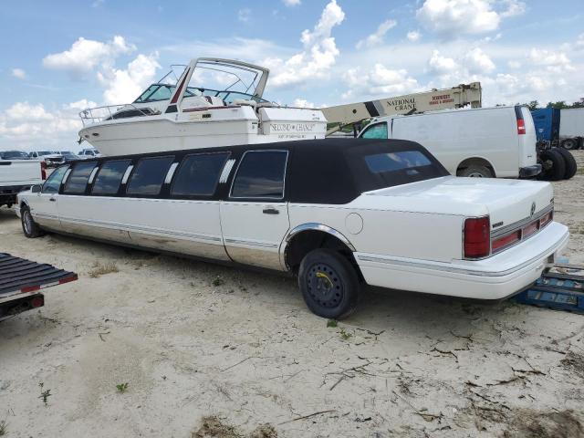 Photo 2 from auction – 1996 LINCOLN TOWN CAR E with VIN 1LNLM81WXTY689033