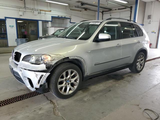BMW X5 XDRIVE3 2012 with VIN 5UXZV4C5XCL748442 - Photo from auction