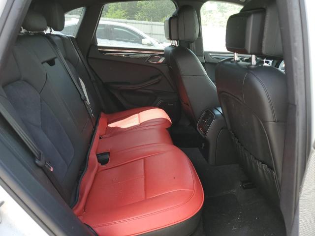 Photo 11 from auction – 2018 PORSCHE MACAN with VIN WP1AA2A55JLB15070
