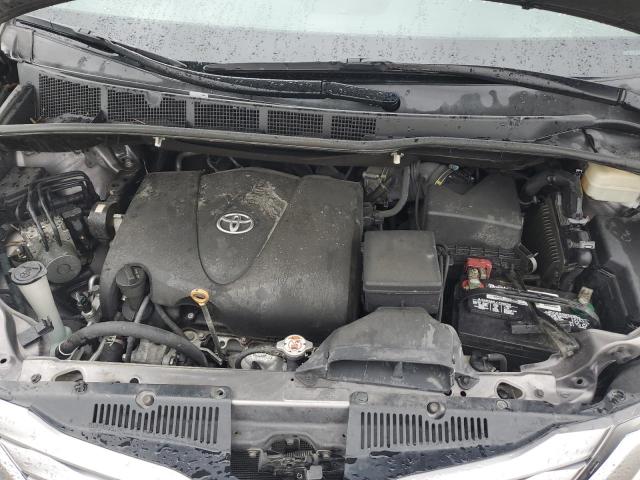 Photo 12 from auction – 2017 TOYOTA SIENNA XLE with VIN 5TDYZ3DC4HS845747