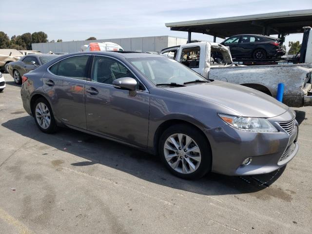 Photo 4 from auction – 2014 LEXUS ES 300H with VIN JTHBW1GG6E2053151