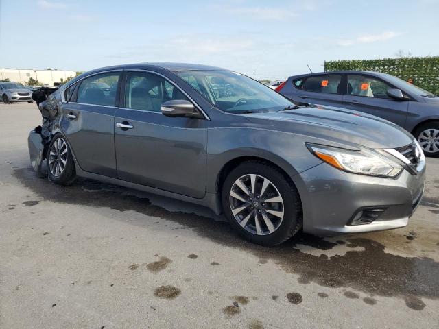 Photo 4 from auction – 2017 NISSAN ALTIMA 2.5 with VIN 1N4AL3AP7HC294523