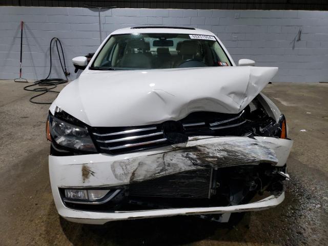 Photo 5 from auction – 2015 VOLKSWAGEN PASSAT SE with VIN 1VWBT7A39FC004537