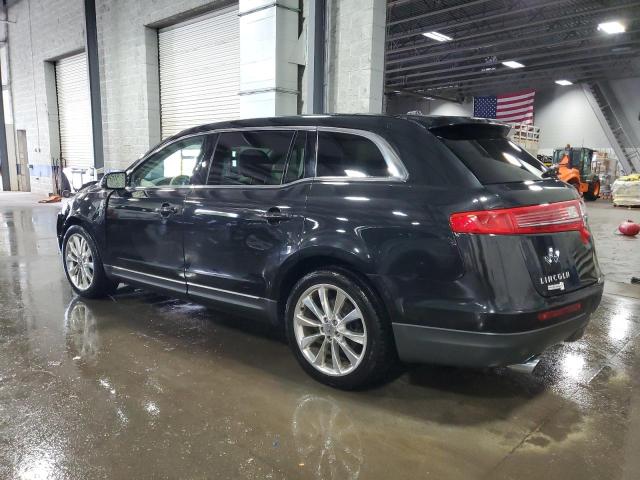 Фото 2 с аукциона – 2011 LINCOLN MKT с VIN 2LMHJ5AT9BBJ52222