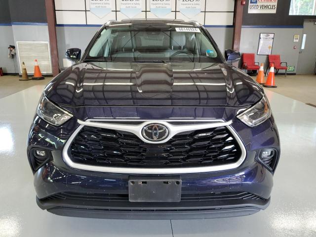 Photo 5 from auction – 2021 TOYOTA HIGHLANDER with VIN 5TDHZRBHXMS080474