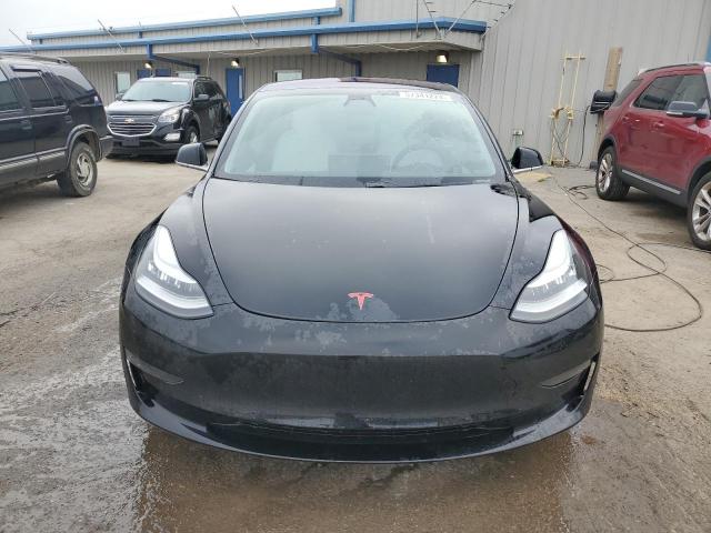 Photo 5 from auction – 2018 TESLA MODEL 3 with VIN 5YJ3E1EB5JF080994