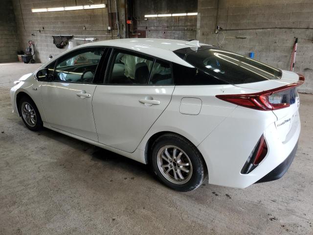 Photo 2 from auction – 2018 TOYOTA PRIUS PRIM with VIN JTDKARFP2J3098138