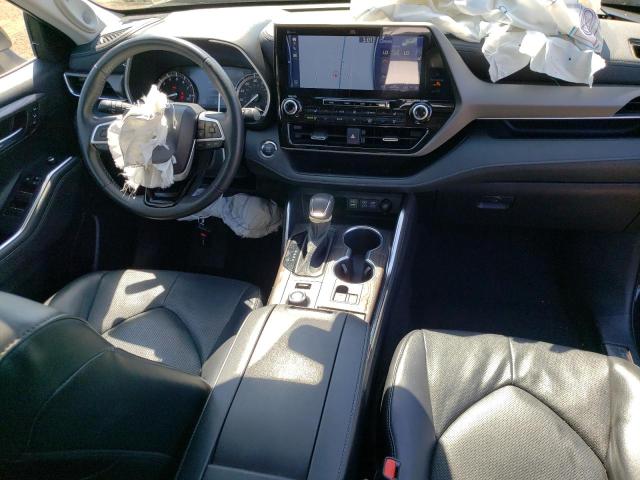 Photo 8 from auction – 2022 TOYOTA HIGHLANDER with VIN 5TDDZRBH7NS226975