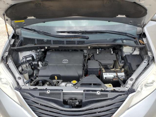 Photo 12 from auction – 2013 TOYOTA SIENNA LE with VIN 5TDKK3DCXDS332359