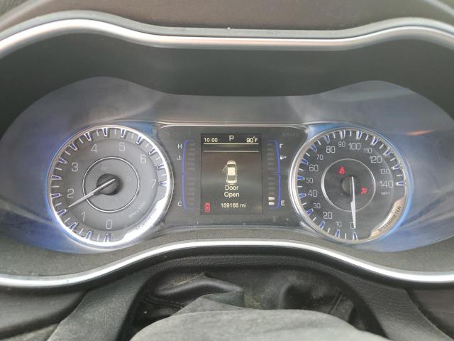 Photo 9 from auction – 2016 CHRYSLER 200 LIMITE with VIN 1C3CCCAB2GN104349