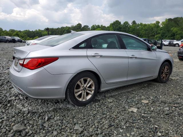 Photo 3 from auction – 2013 HYUNDAI SONATA GLS with VIN 5NPEB4AC6DH651495