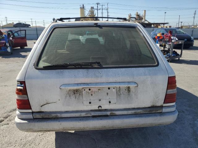 Photo 6 from auction – 1995 MERCEDES-BENZ E 320 with VIN WDBEA92E3SF304552