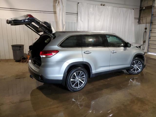 Photo 3 from auction – 2019 TOYOTA HIGHLANDER with VIN 5TDJZRFH4KS610009