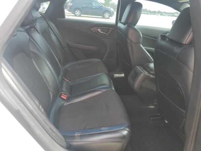 Photo 10 from auction – 2015 CHRYSLER 200 S with VIN 1C3CCCBG4FN515048