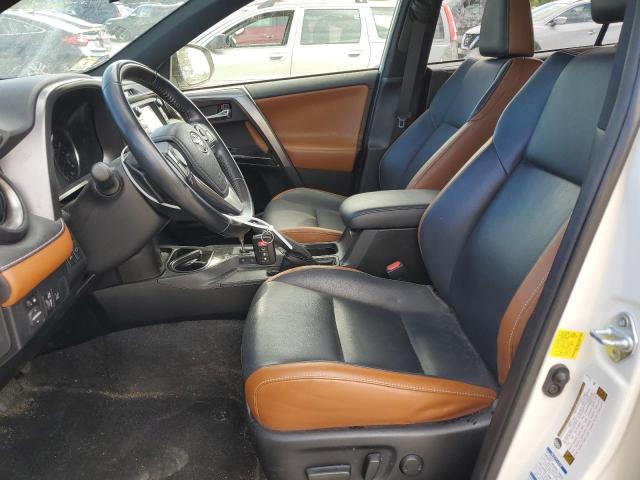 Photo 7 from auction – 2017 TOYOTA RAV4 SE with VIN JTMJFREV0HJ711621
