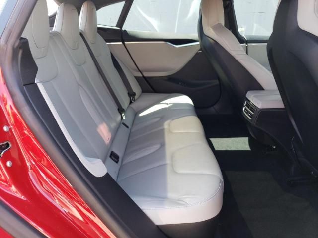 Photo 10 from auction – 2015 TESLA MODEL S 85 with VIN 5YJSA1H24FF084366