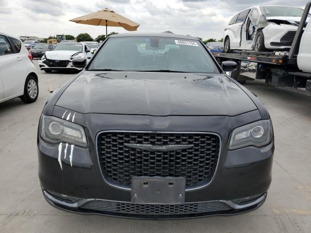 Photo 5 from auction – 2018 CHRYSLER 300 S with VIN 2C3CCABG5JH319741