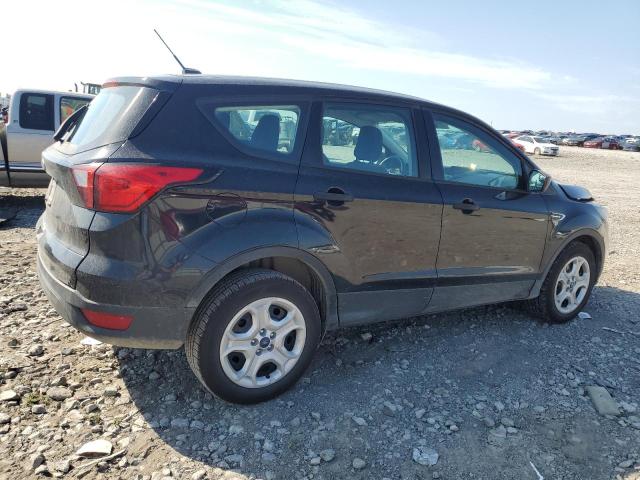 Photo 3 from auction – 2019 FORD ESCAPE S with VIN 1FMCU0F71KUC50182