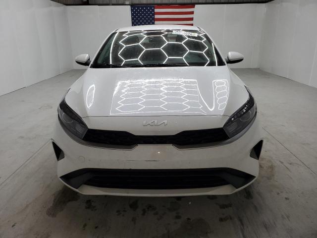 Photo 5 from auction – 2023 KIA FORTE LX with VIN 3KPF24AD0PE657623