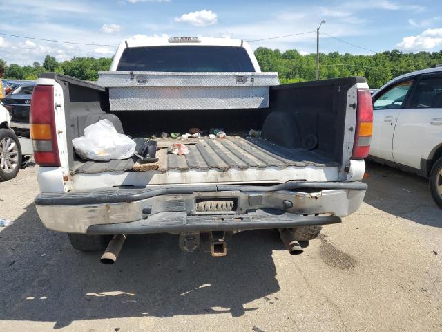 Photo 6 from auction – 2002 CHEVROLET SILVERADO with VIN 1GCGK13UX2F185574
