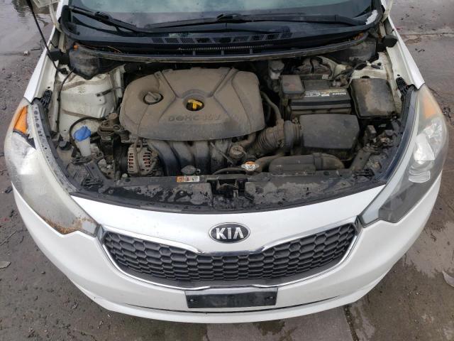 Photo 11 from auction – 2015 KIA FORTE LX with VIN KNAFX4A64F5355276